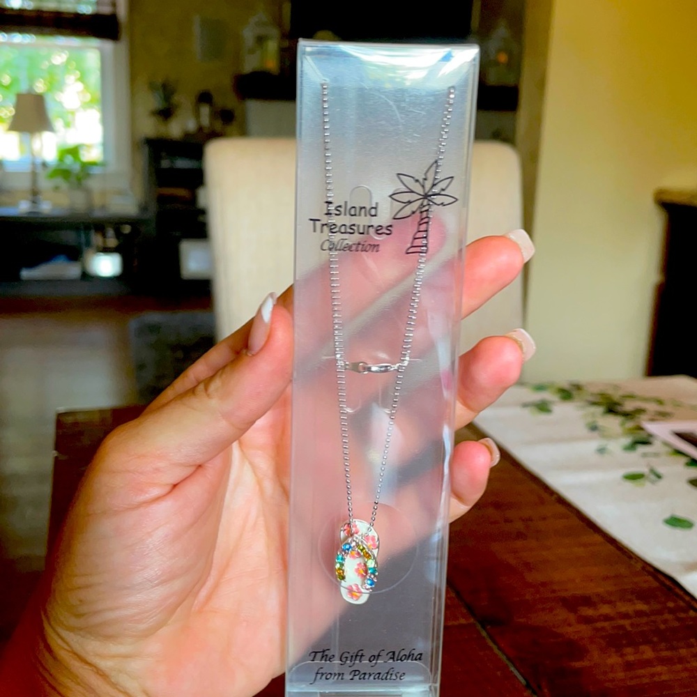 Necklace from Hawaii New in Box sandal silver